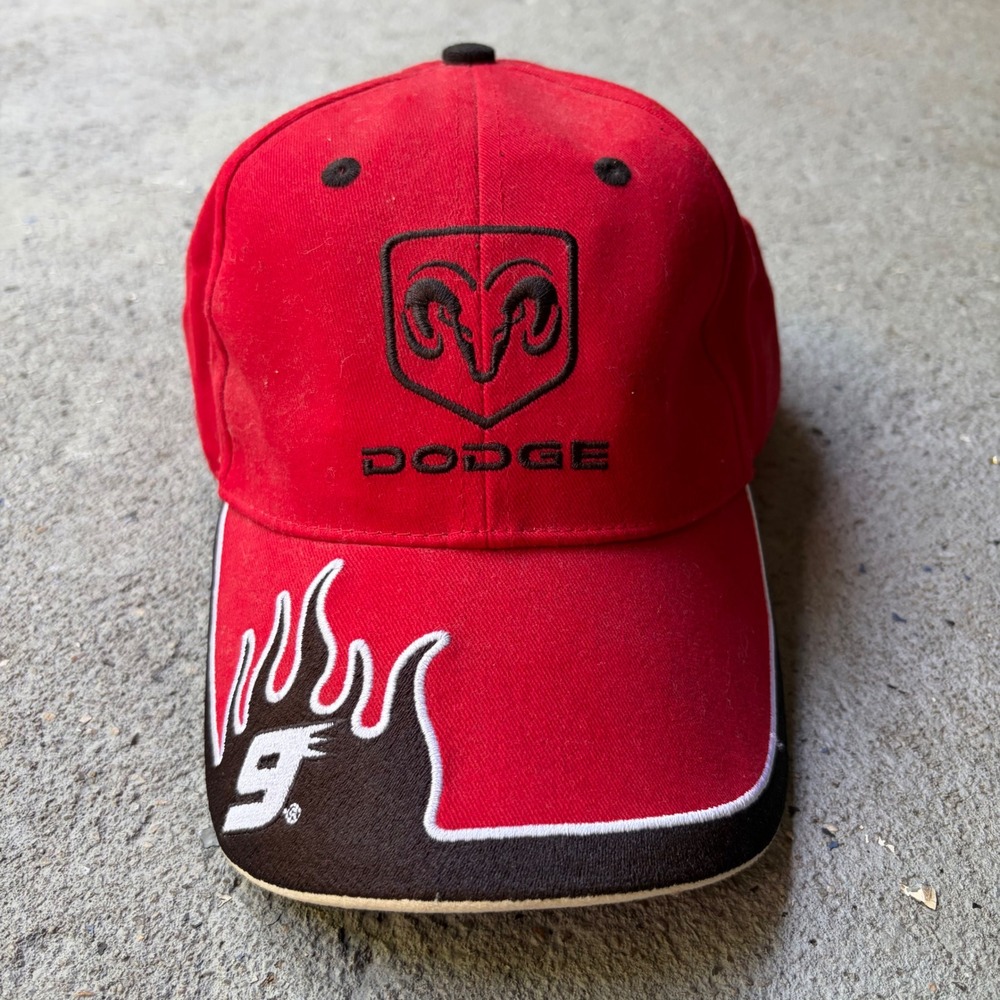 Winners Circle Dodge‎ Kasey Kahne #9 Racing Hat Red Flame Embroidered NASCAR Cap